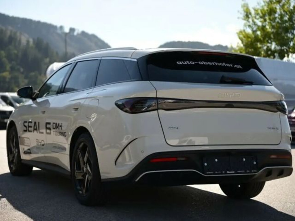 BYD Seal 6