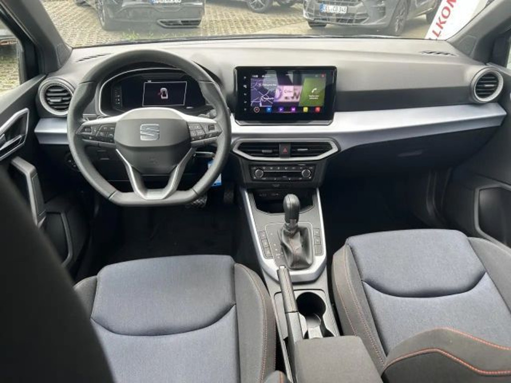 Seat Arona