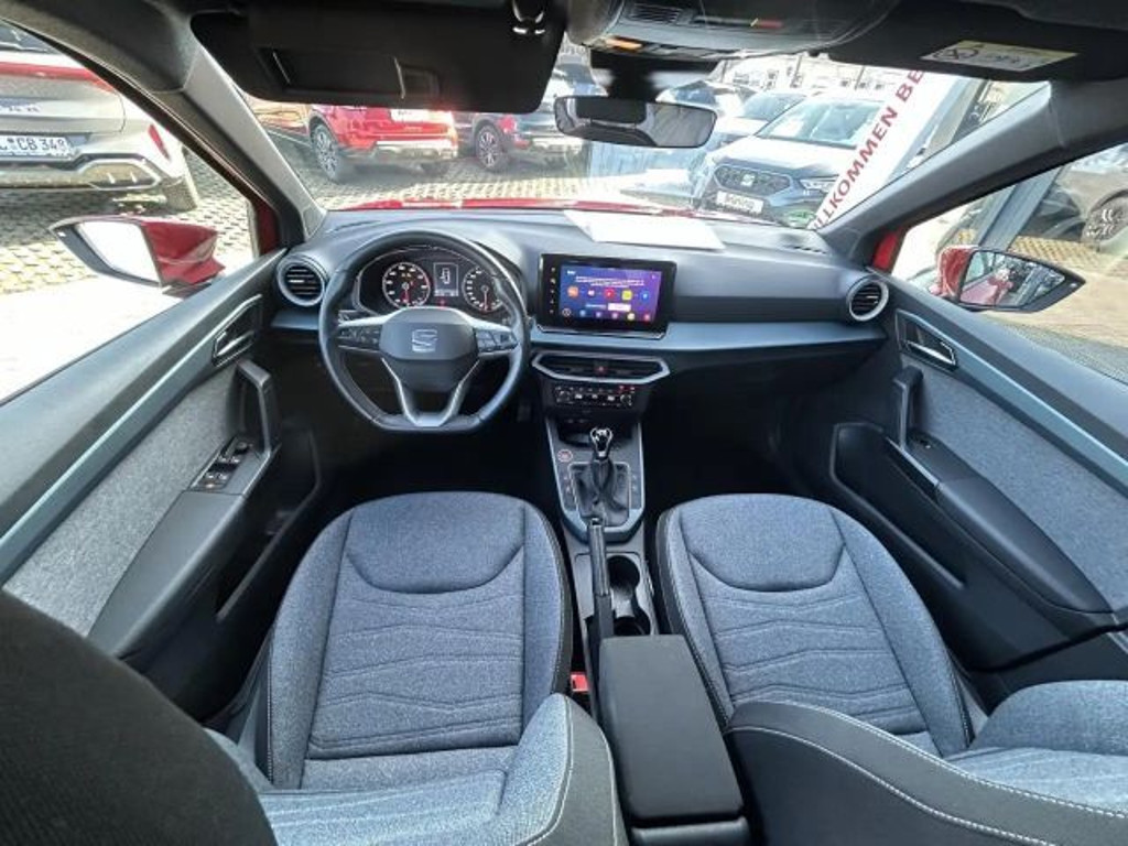 Seat Arona