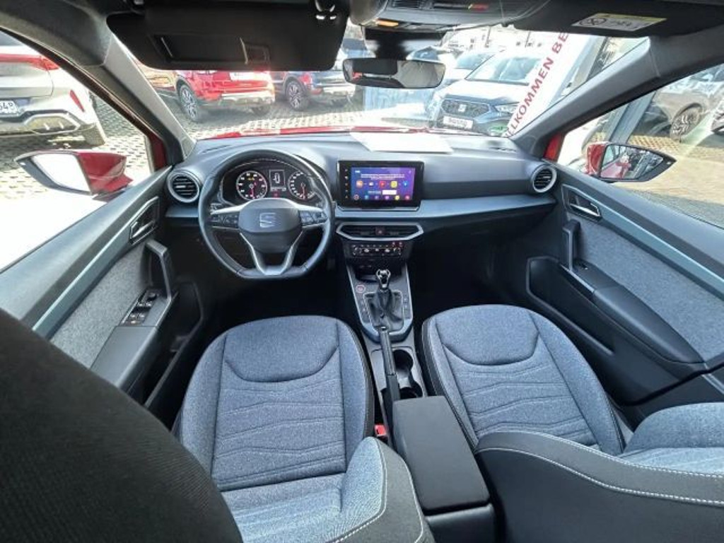 Seat Arona