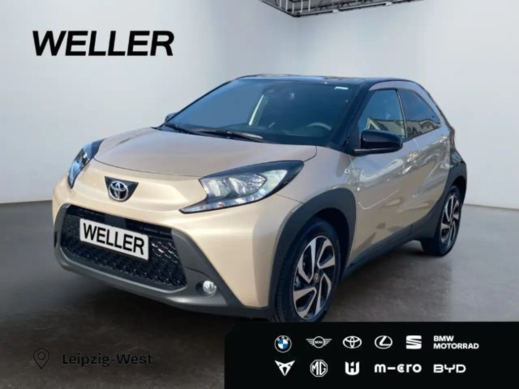 Toyota Aygo X Bi-Tone Hatchback