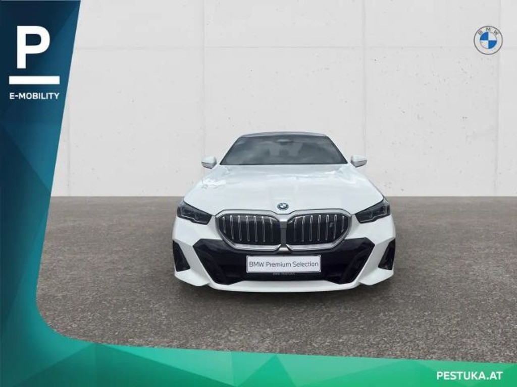 BMW i5
