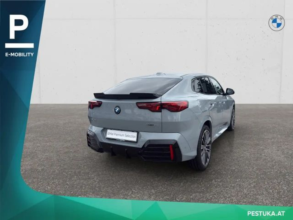 BMW iX2