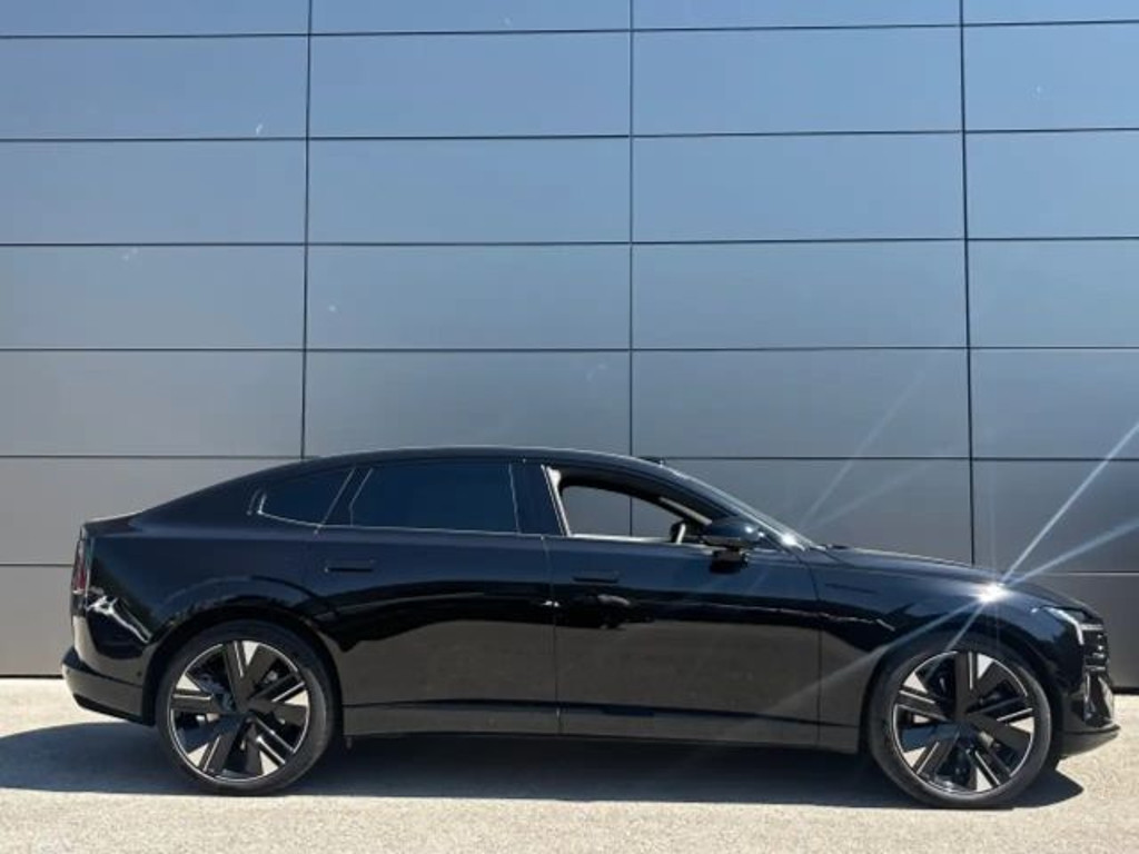 Volvo ES90