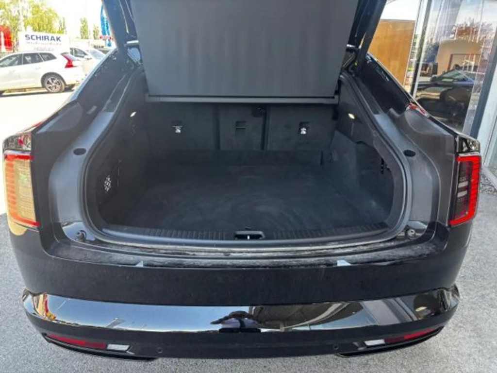 Volvo ES90
