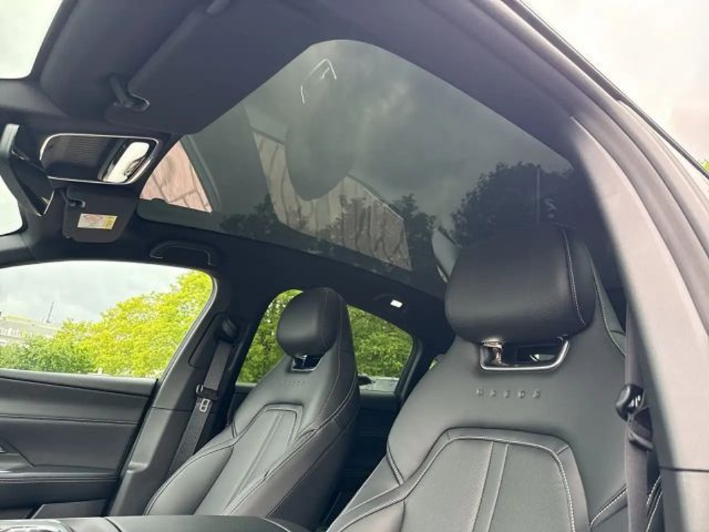 Mazda 6e