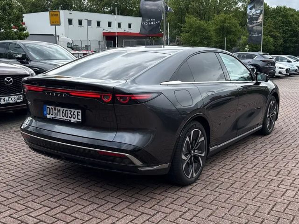 Mazda 6e