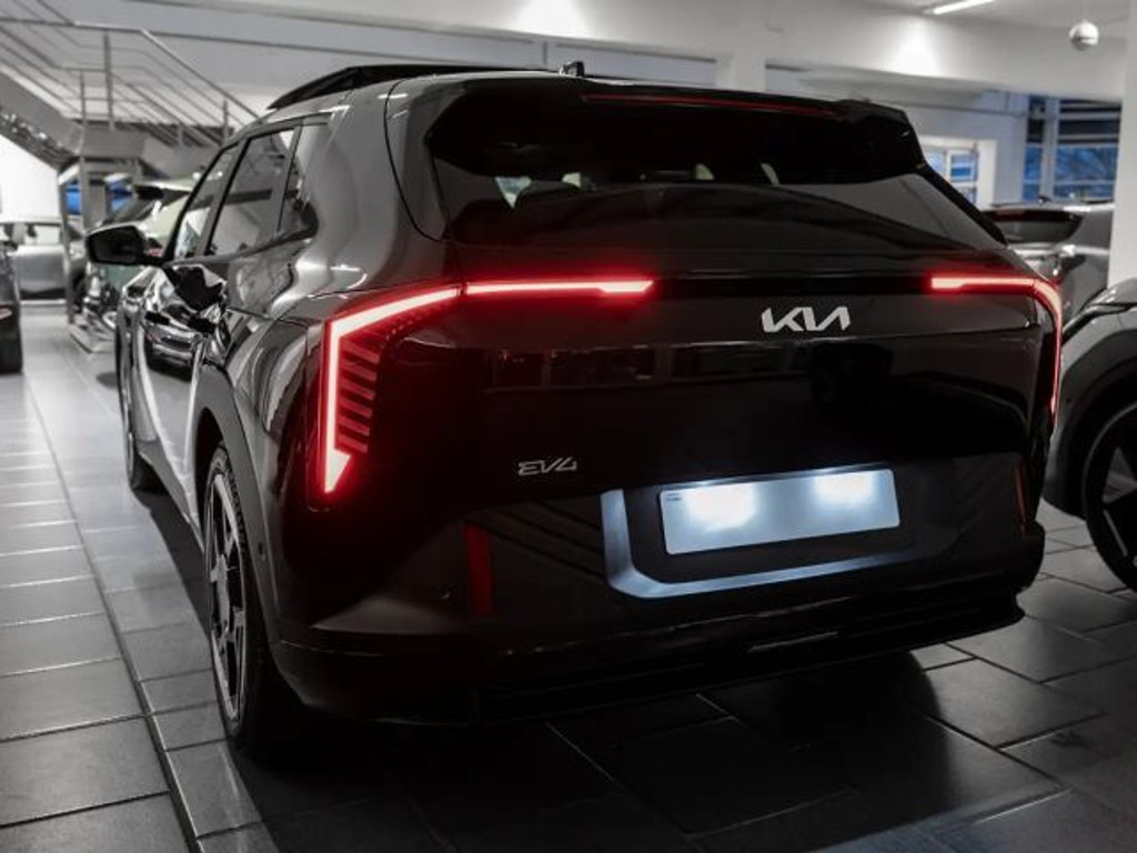 Kia EV4