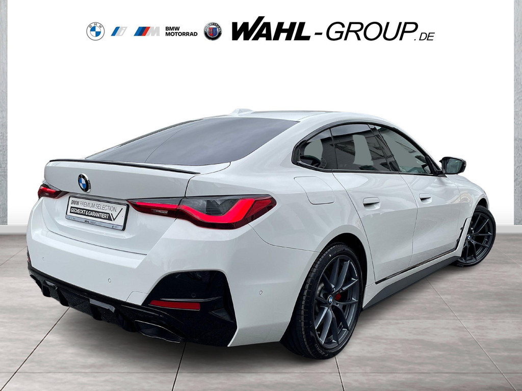 BMW M440