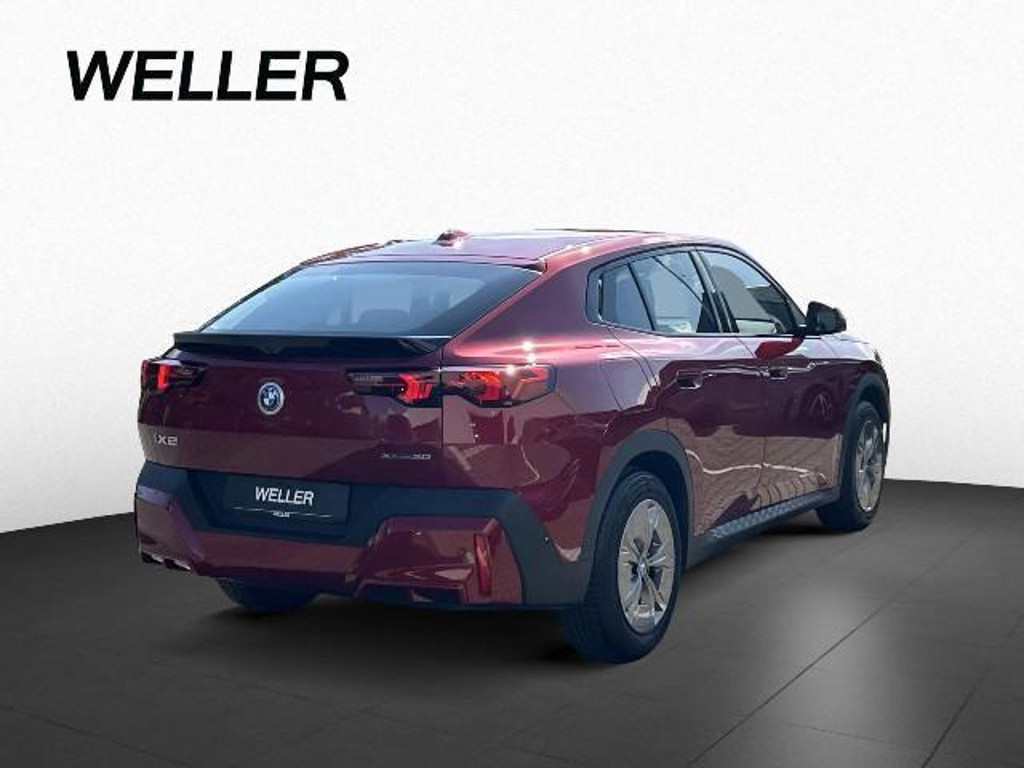 BMW iX2