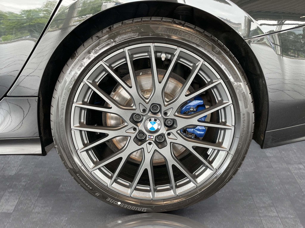 BMW M235