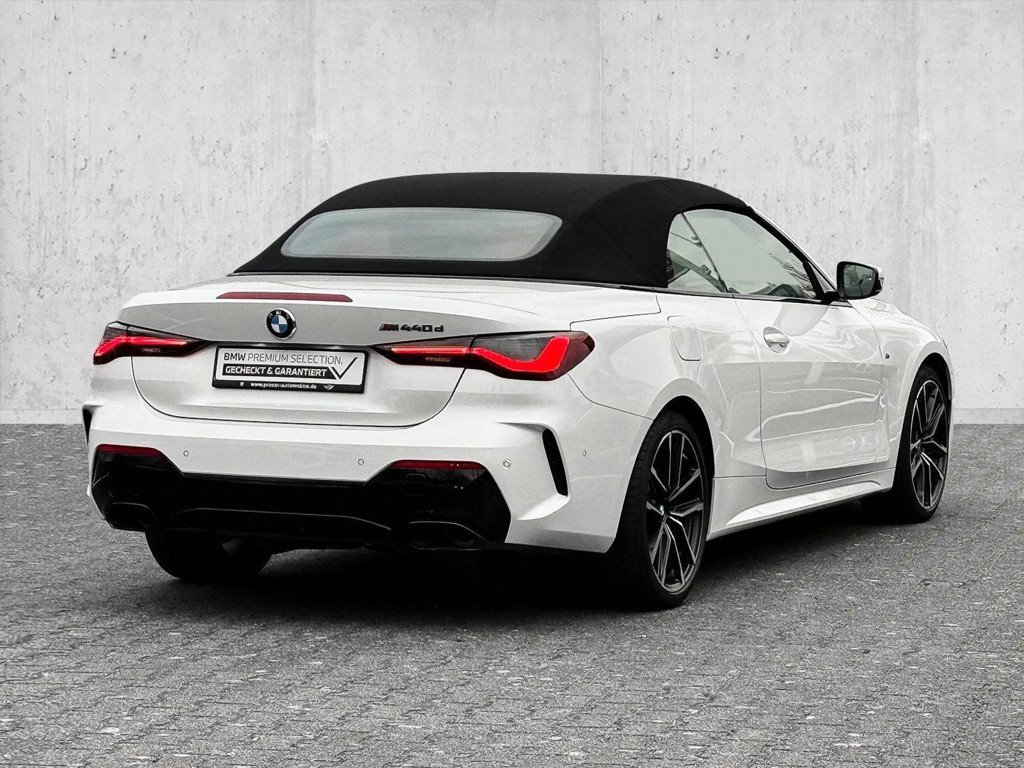 BMW M440