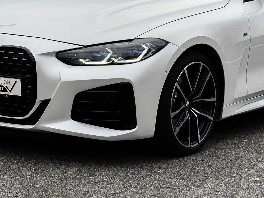 BMW M440