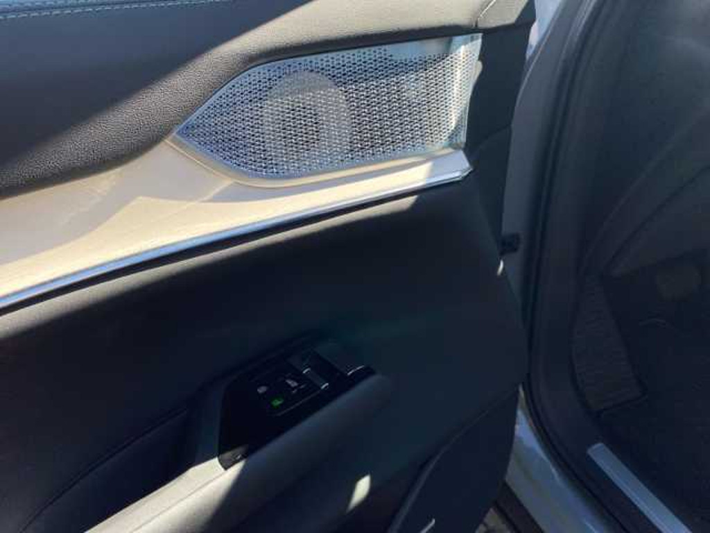 Volvo EX90