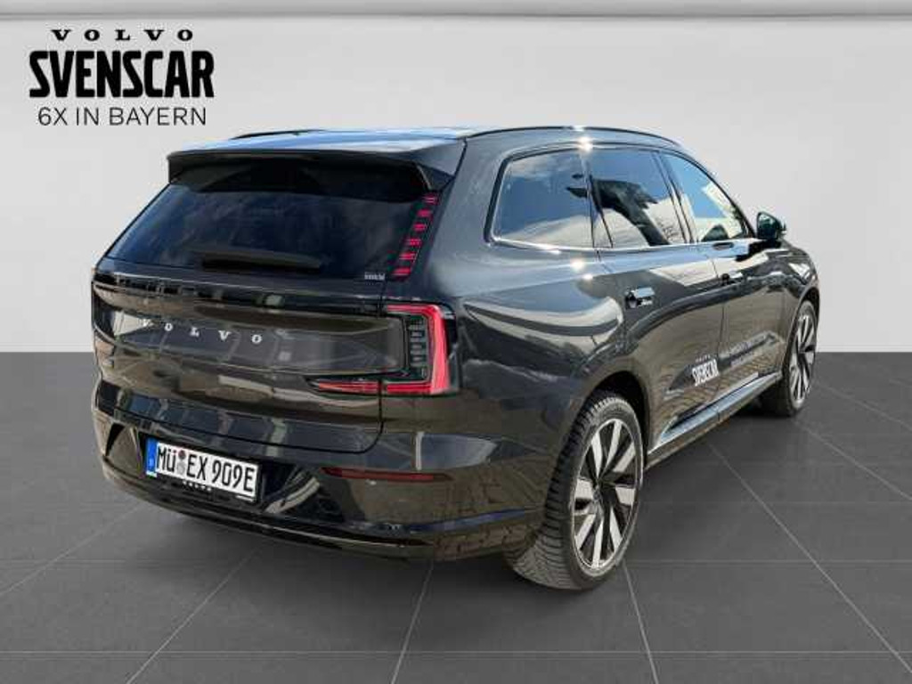 Volvo EX90
