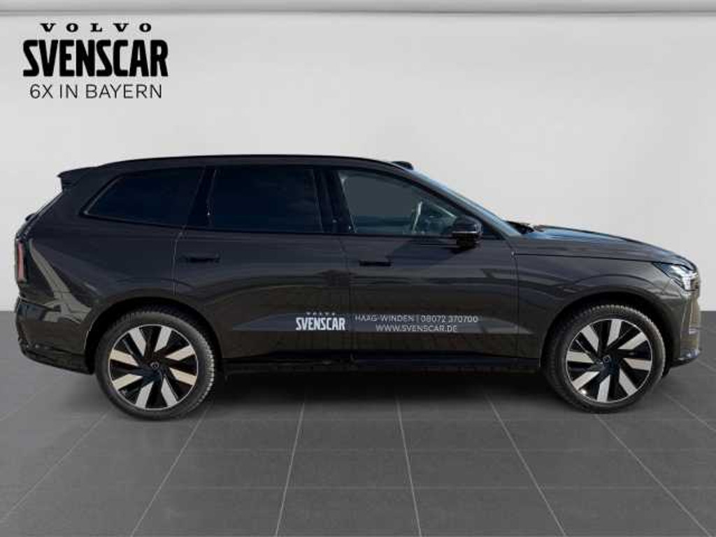 Volvo EX90