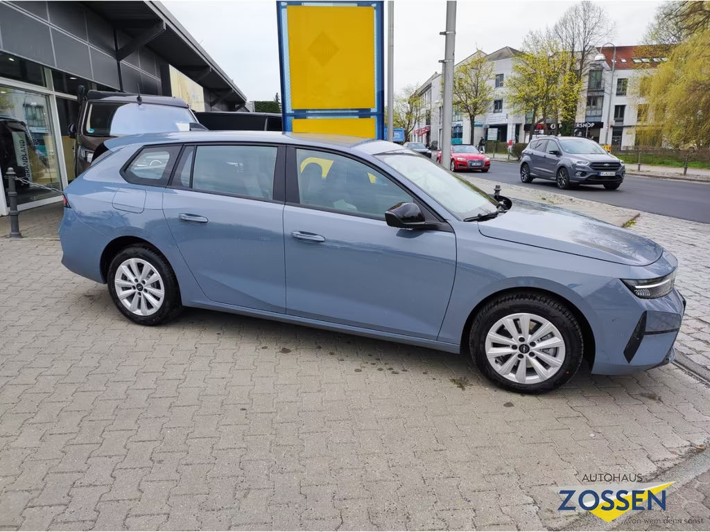 Opel Astra Sports Tourer Edition
