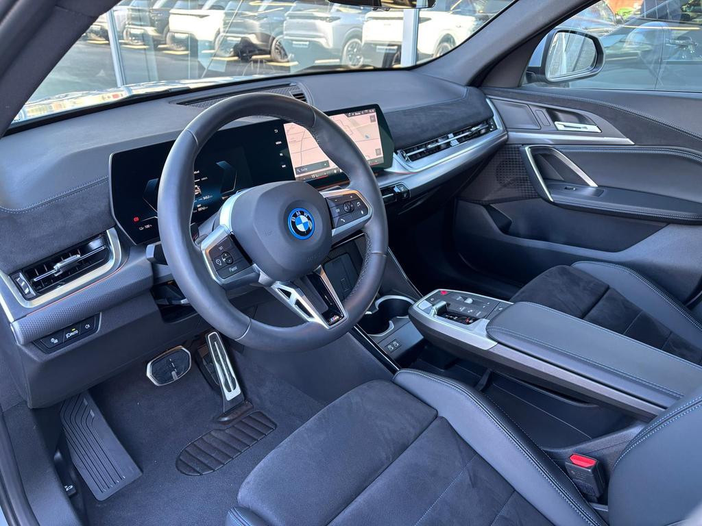 BMW iX2