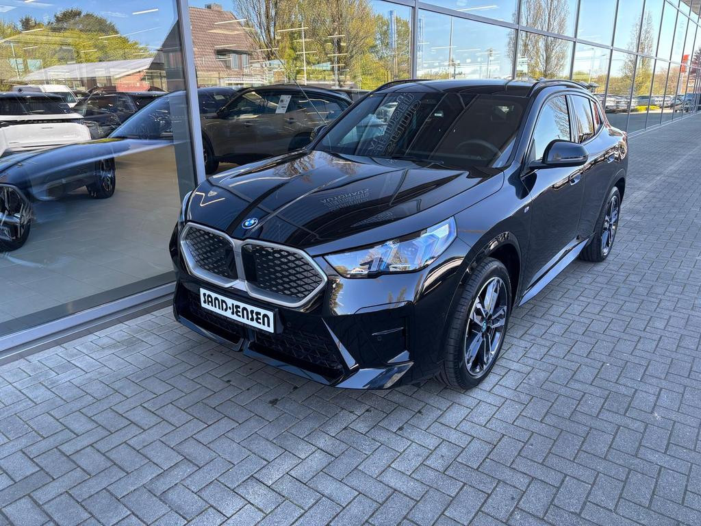 BMW iX2