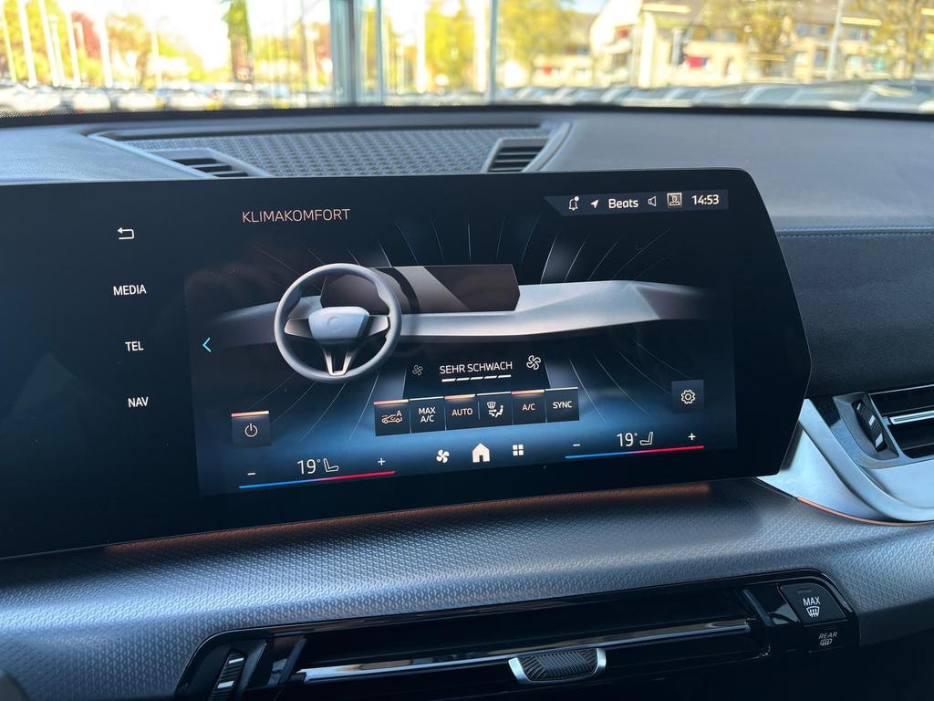 BMW iX2