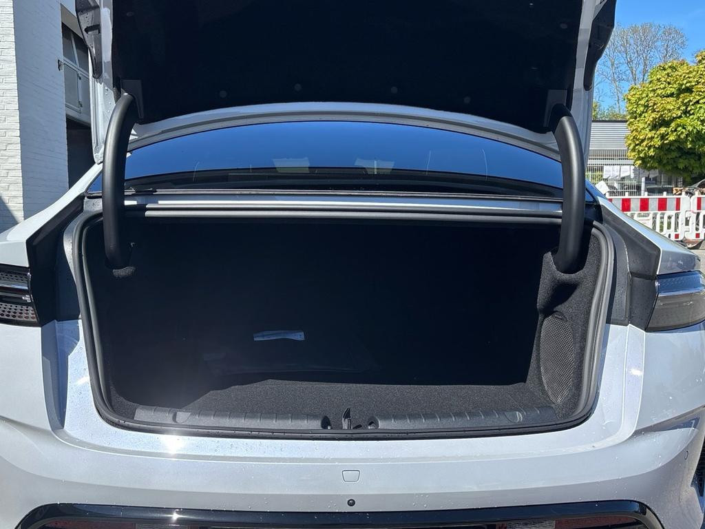 BYD Seal