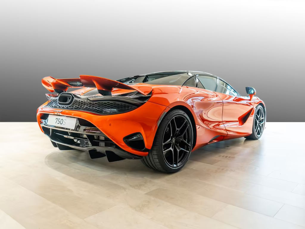 McLaren 750S