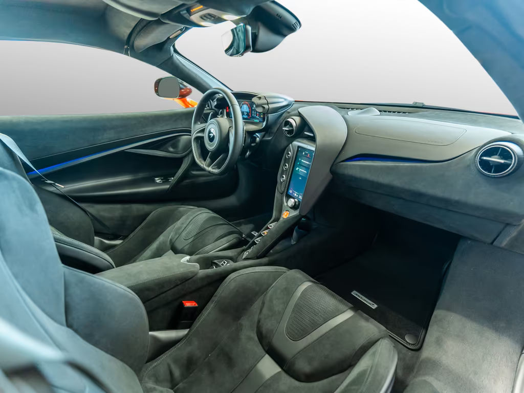 McLaren 750S