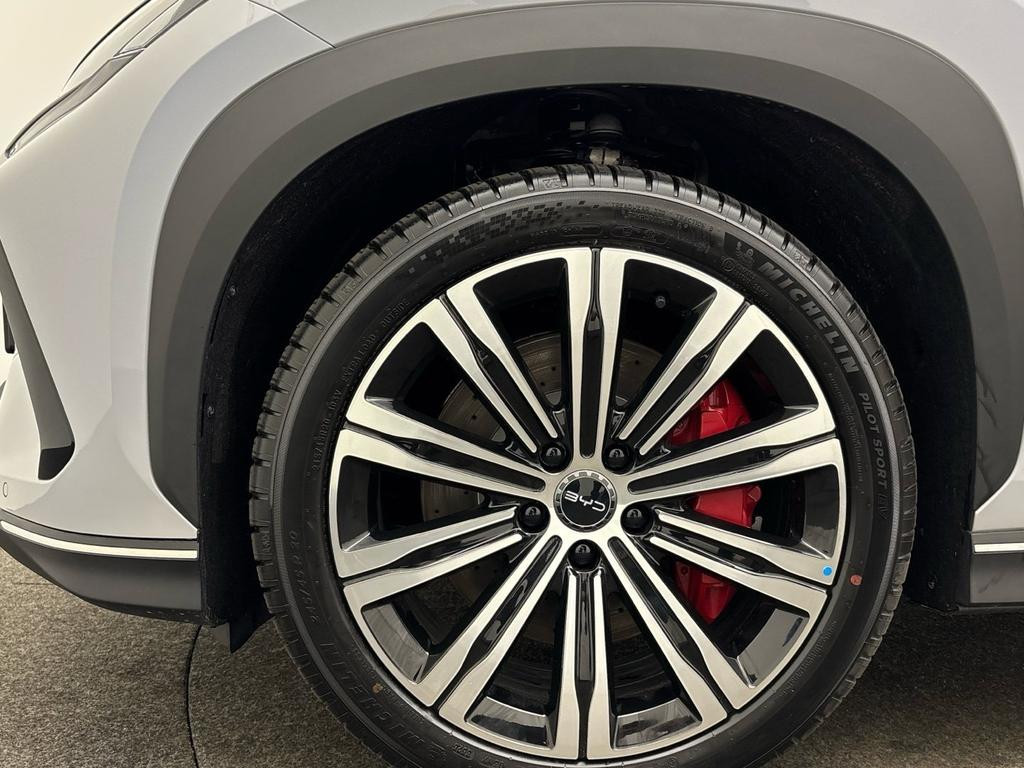 BYD Seal