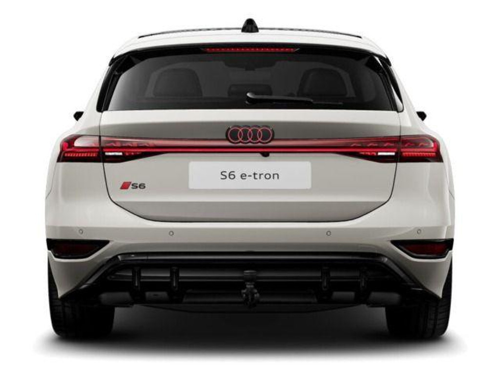 Audi S6 e-tron