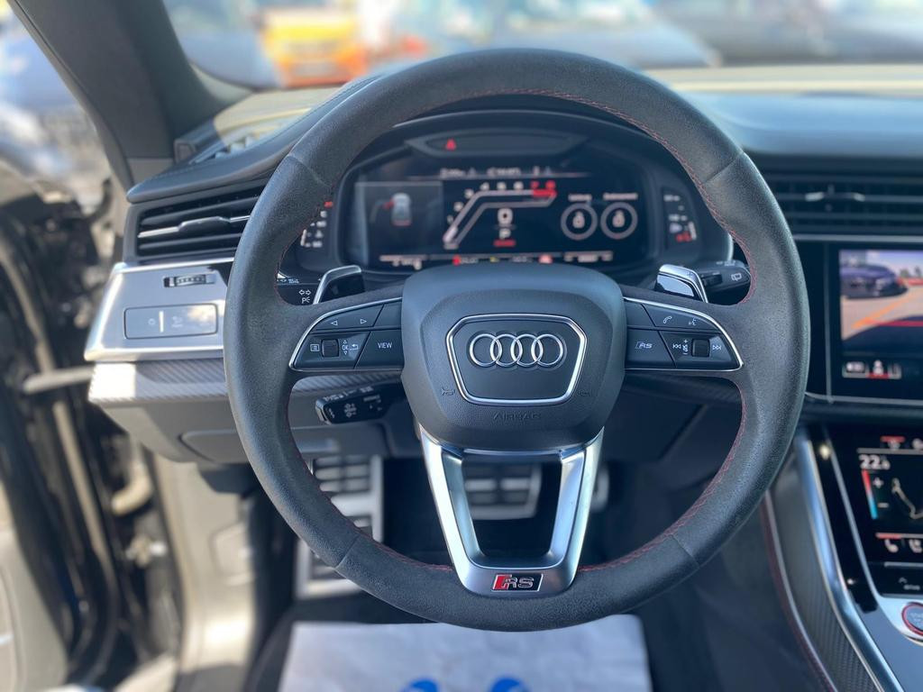 Audi RS Q8