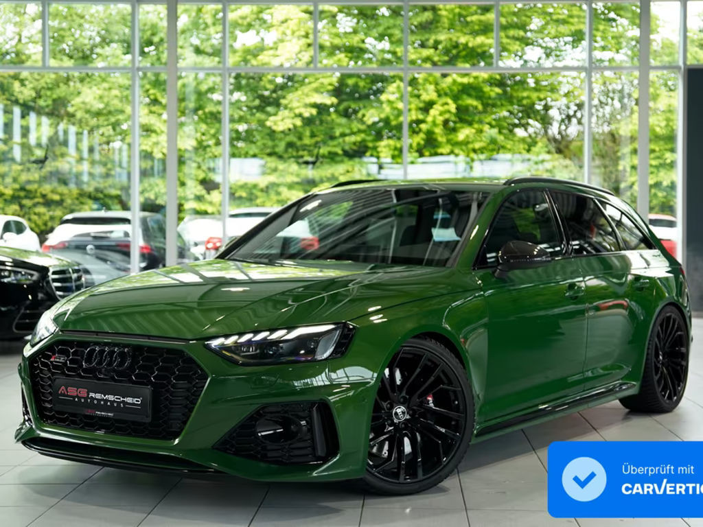 Audi RS4 Avant Quattro