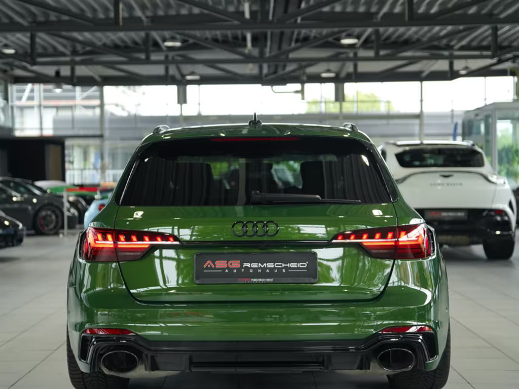 Audi RS4