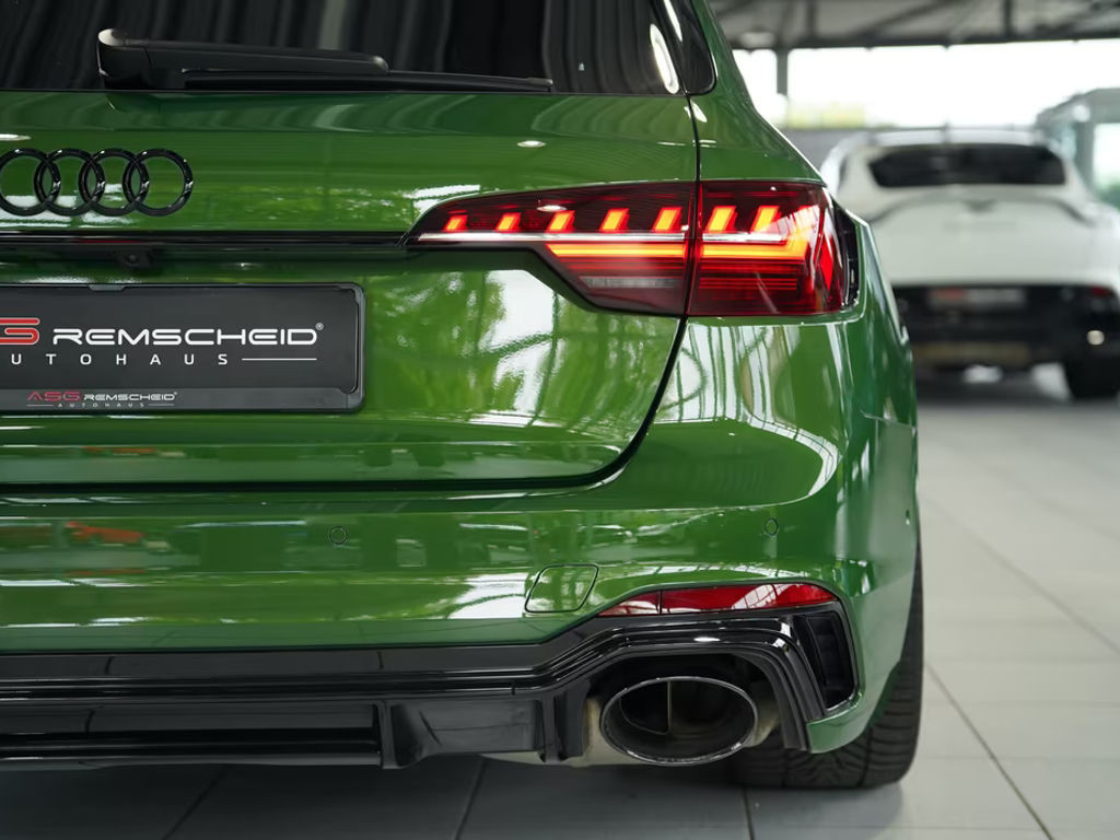 Audi RS4