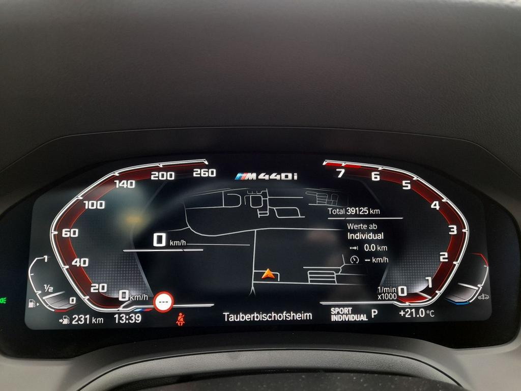 BMW M440