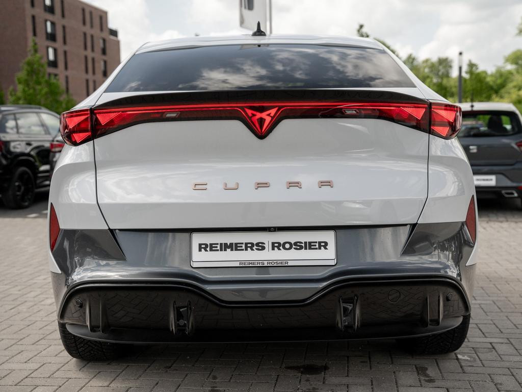 Cupra Tavascan