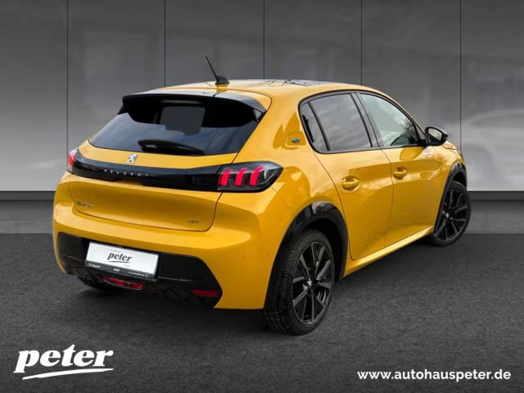 Peugeot e-208