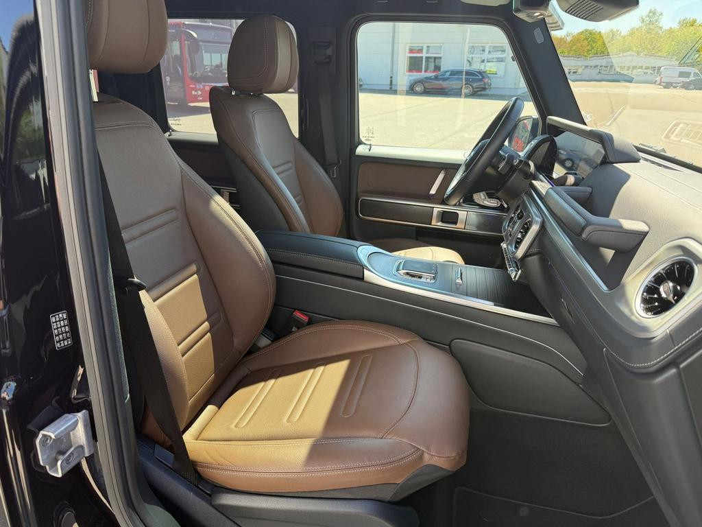 Mercedes-Benz G-Klasse