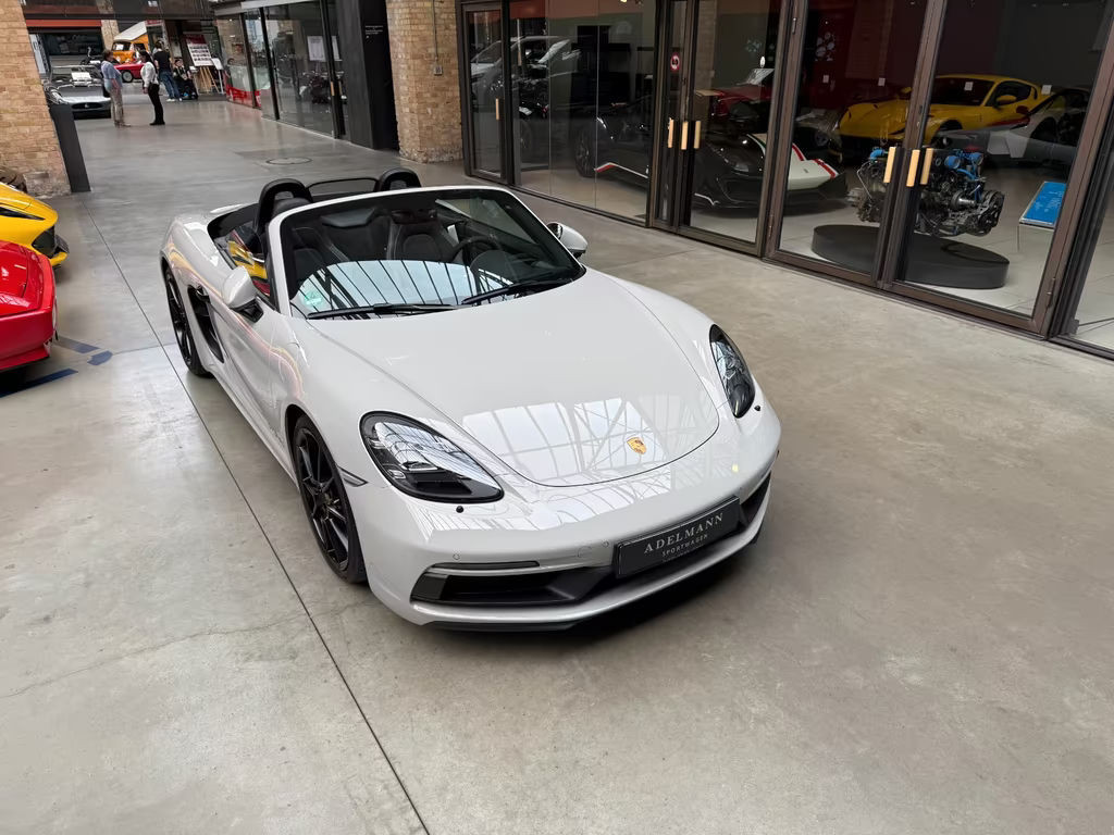 Porsche Boxster GTS 4