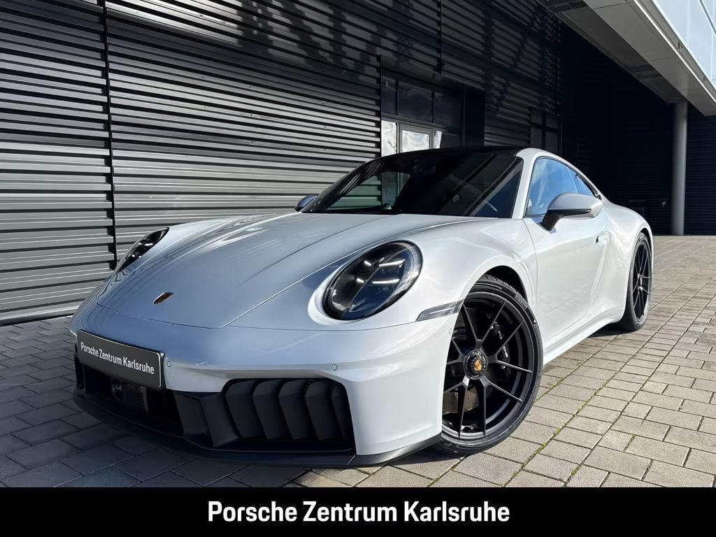 Porsche 911 GTS 4 992 Carrera