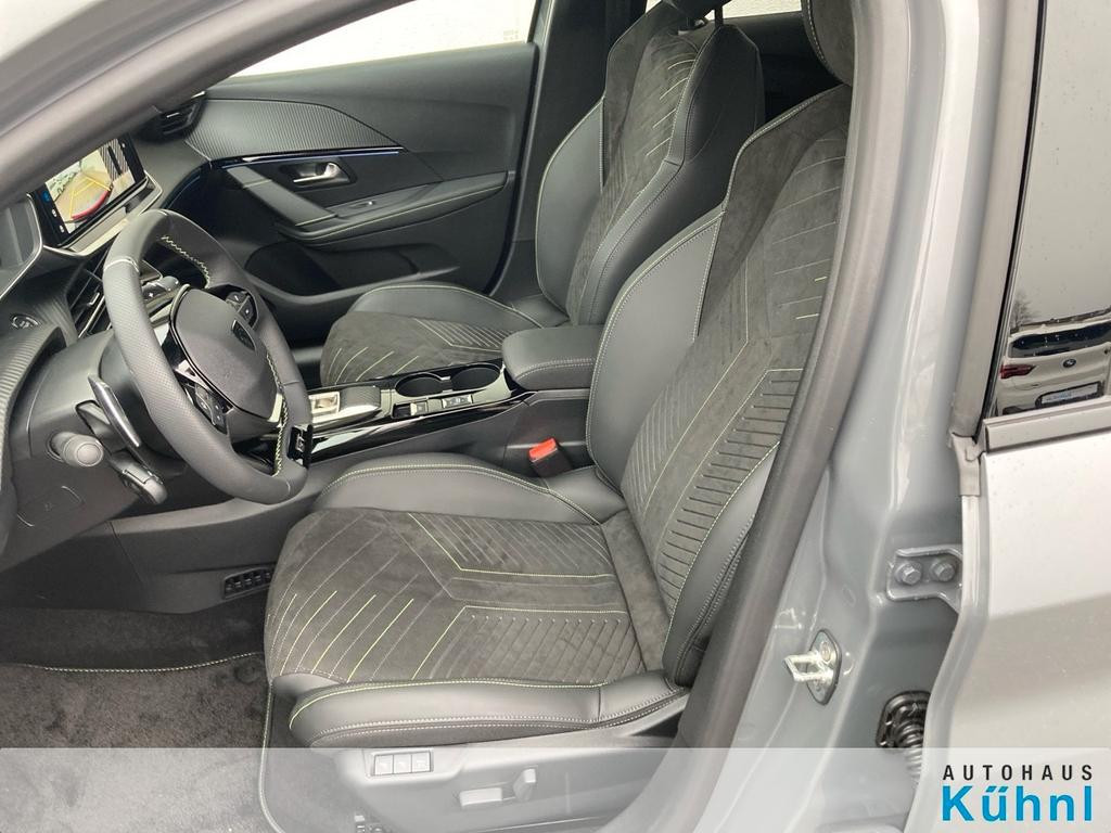 Peugeot e-208