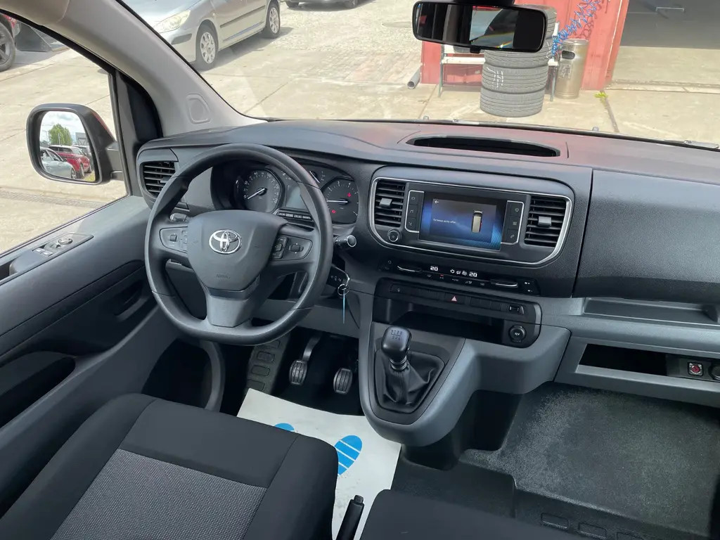 Toyota Proace (Verso)