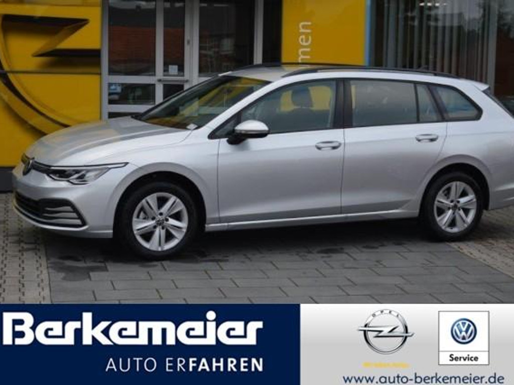 Volkswagen Golf Life Variant