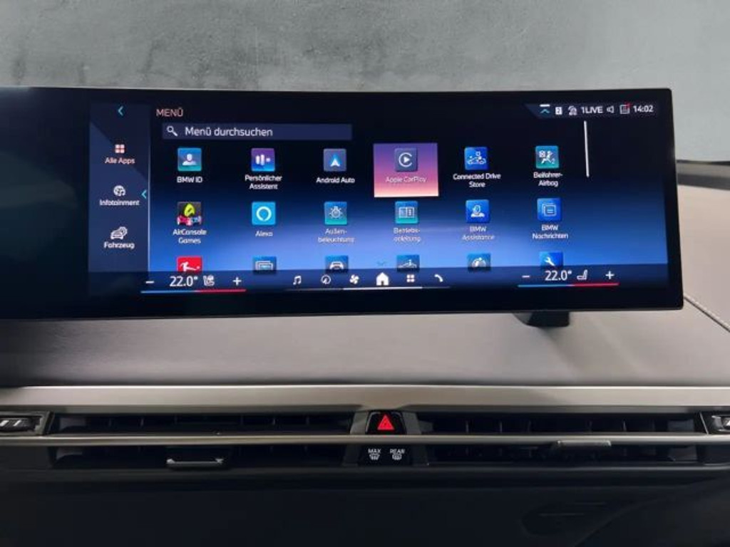 BMW iX