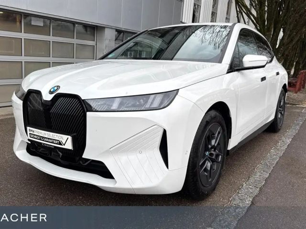 BMW iX xDrive45