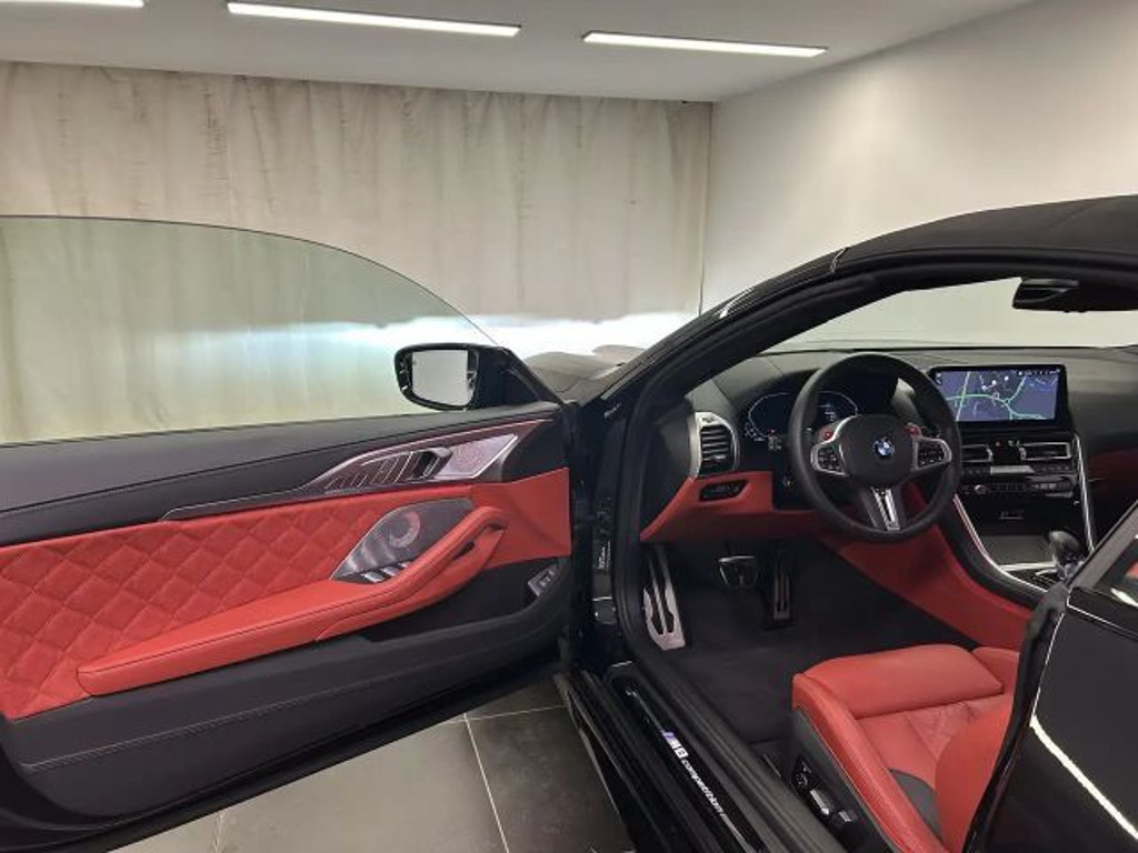 BMW M8