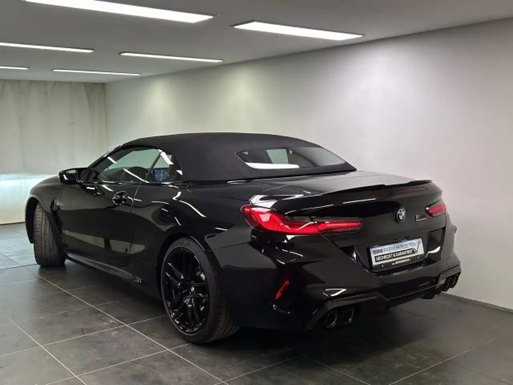 BMW M8