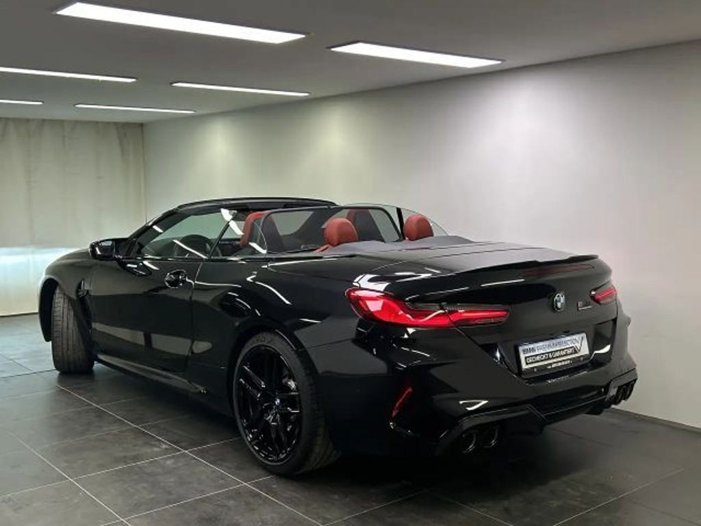 BMW M8