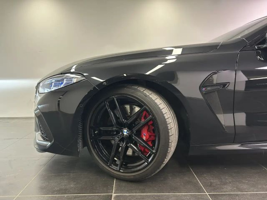 BMW M8