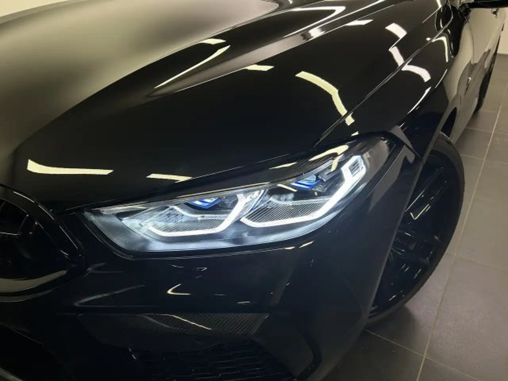 BMW M8