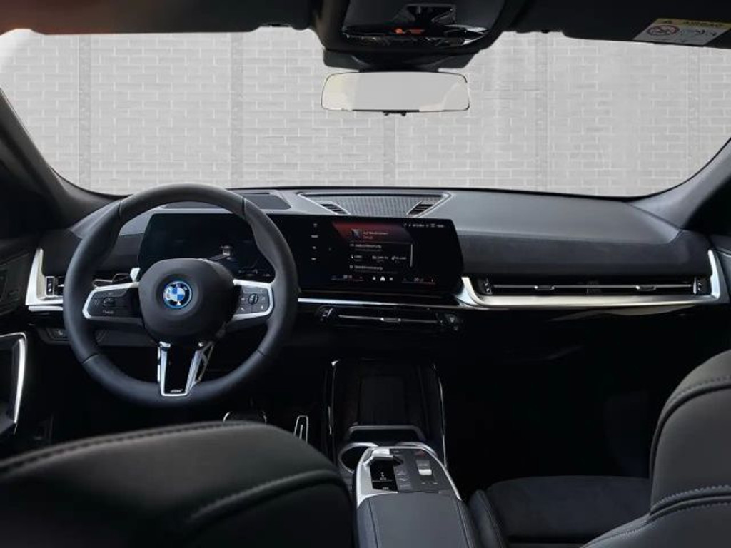 BMW iX2
